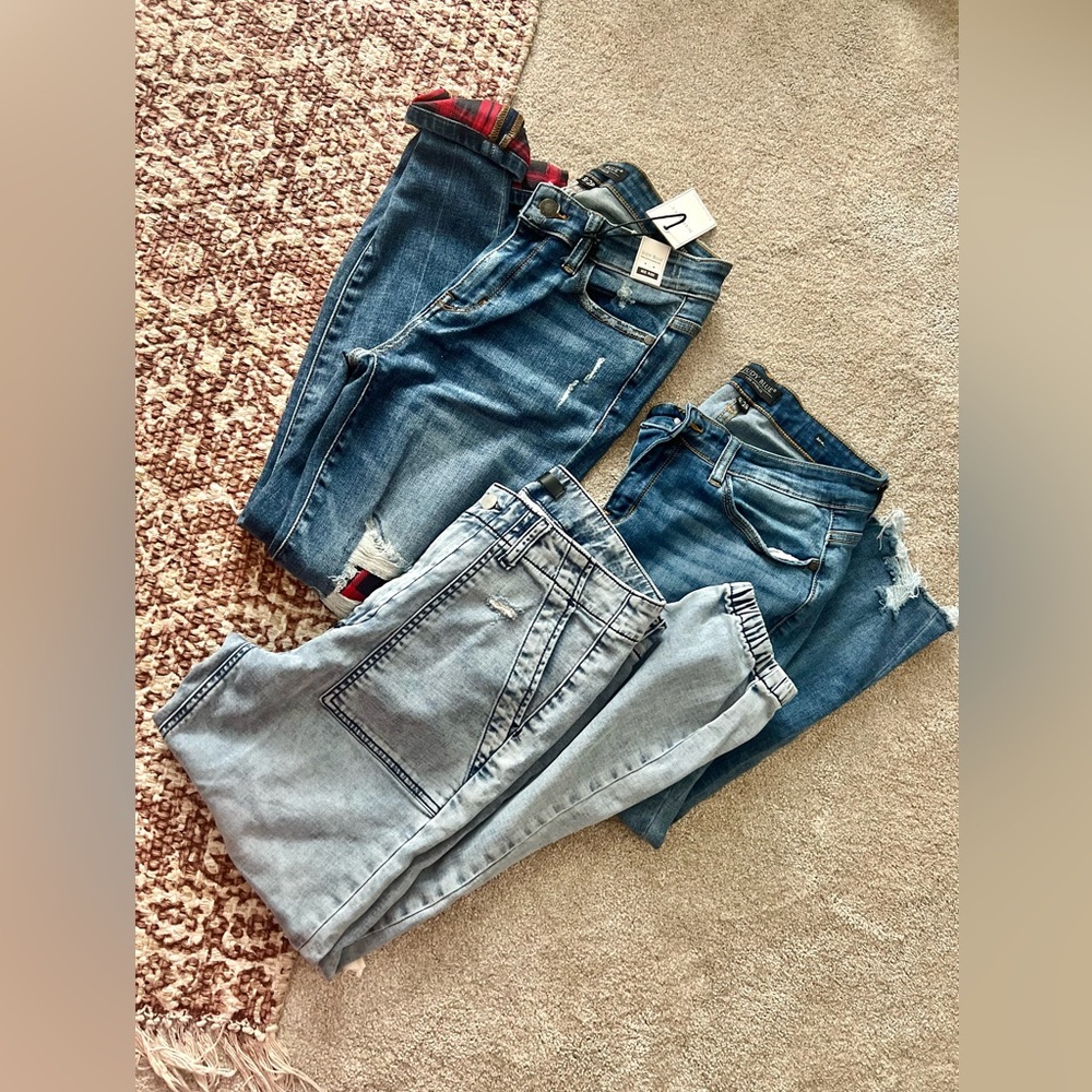 3 Jean bundle! Judy Blue and Joe’s.